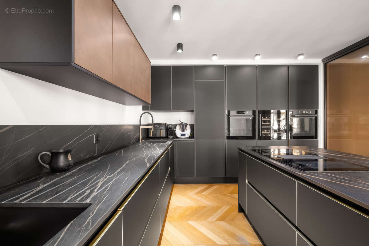 Appartement à LYON-6E