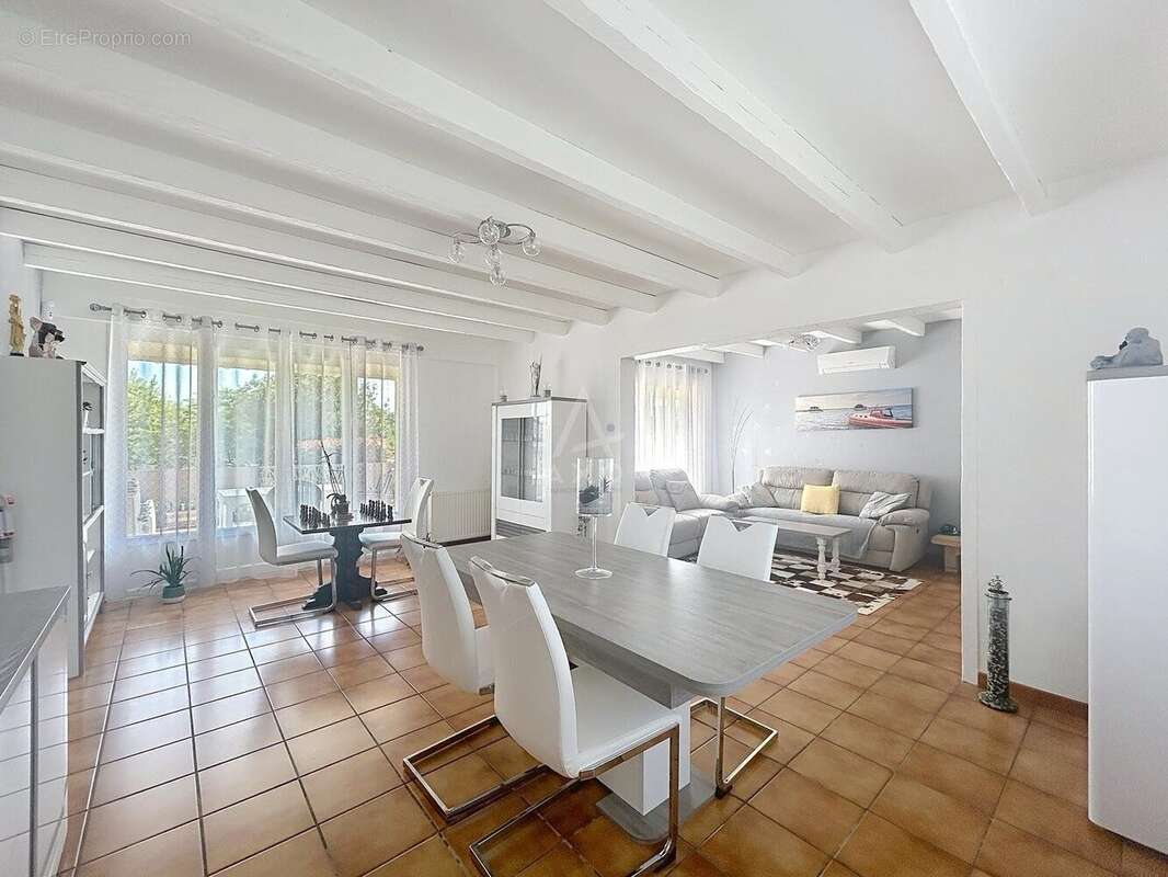 Maison à SAINT-GERVAIS