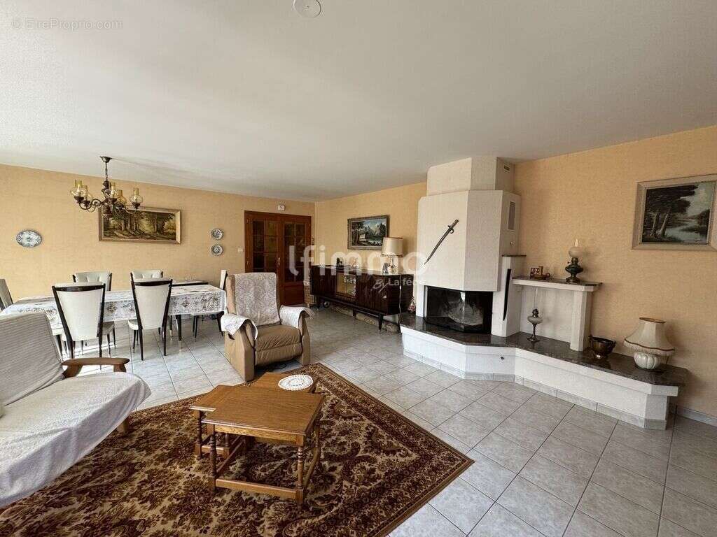 Maison familiale d’architecte 192 m²  Soultz / Haut-Rhin - photo 9