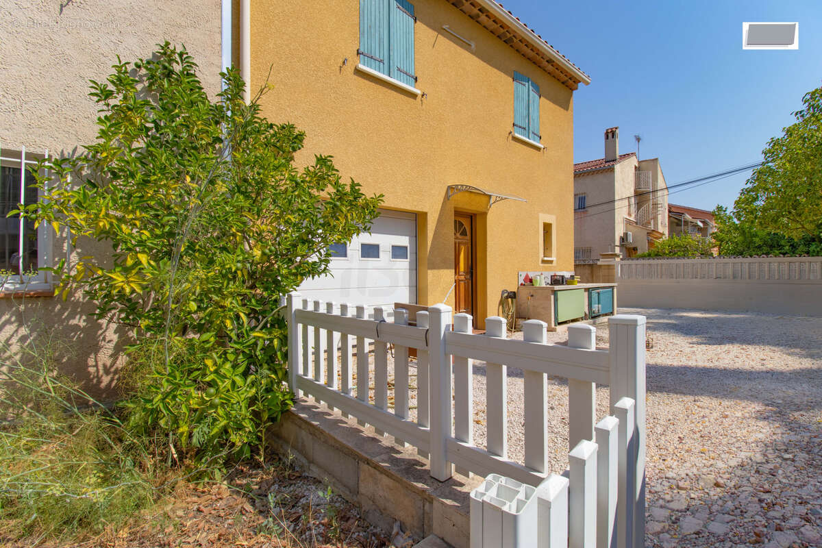 LA GARDE   Charmante villa familiale avec piscine et prestations de qualité - photo 4