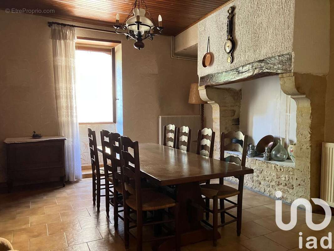 Photo 3 - Maison à SALLES-DE-BELVES