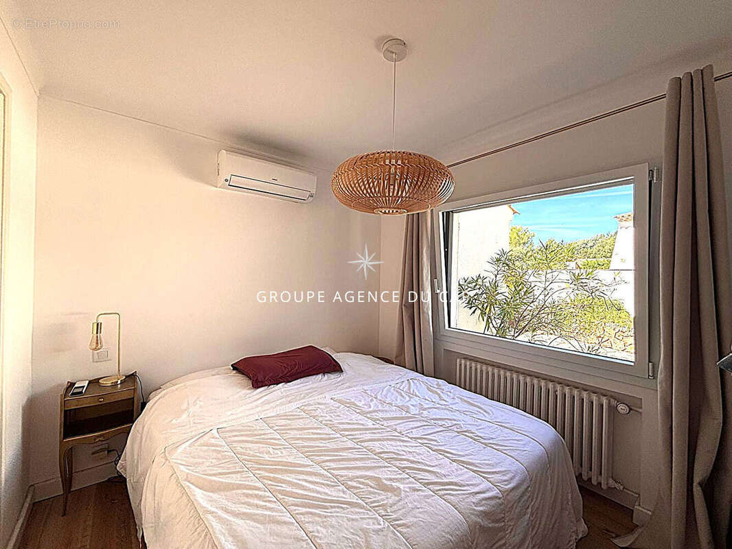 Maison à LES ISSAMBRES