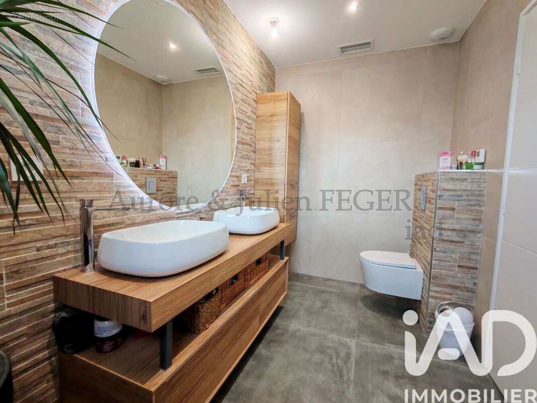 Maison 113 m² à Le Boulou  - photo 8