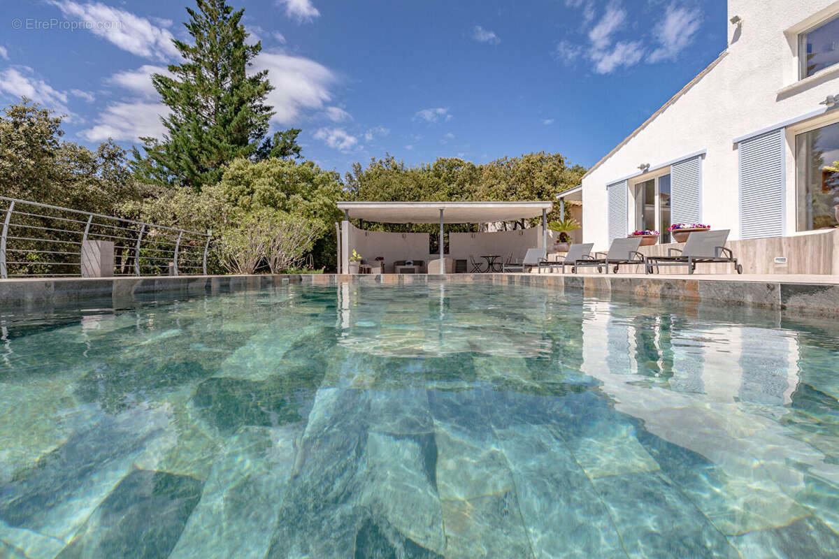 Maison à SAINT-MARTIN-DE-LONDRES