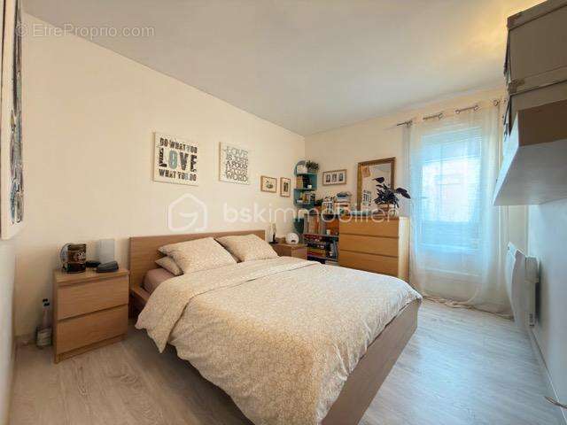 Maison à MOISSY-CRAMAYEL