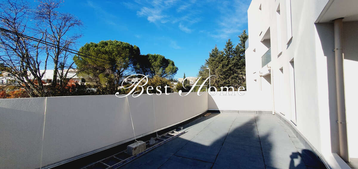 Appartement à NIMES