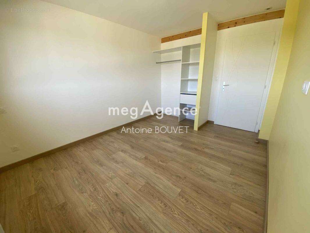 Pavillon 7 pieces - 6 chambres - garage - jardin - photo 7