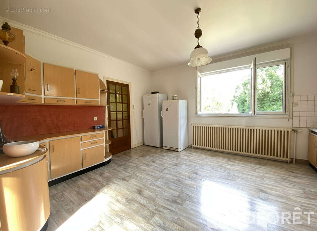 Maison à PLUSSULIEN