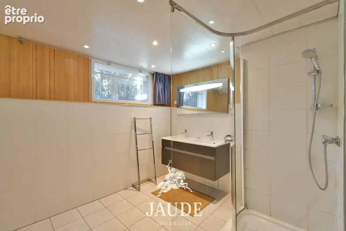 Maison (DPE en A) mitoyenne de 84 m2 avec jardin arboré et garage    rue Marcel Pagnol, Clermont-Ferrand - photo 11