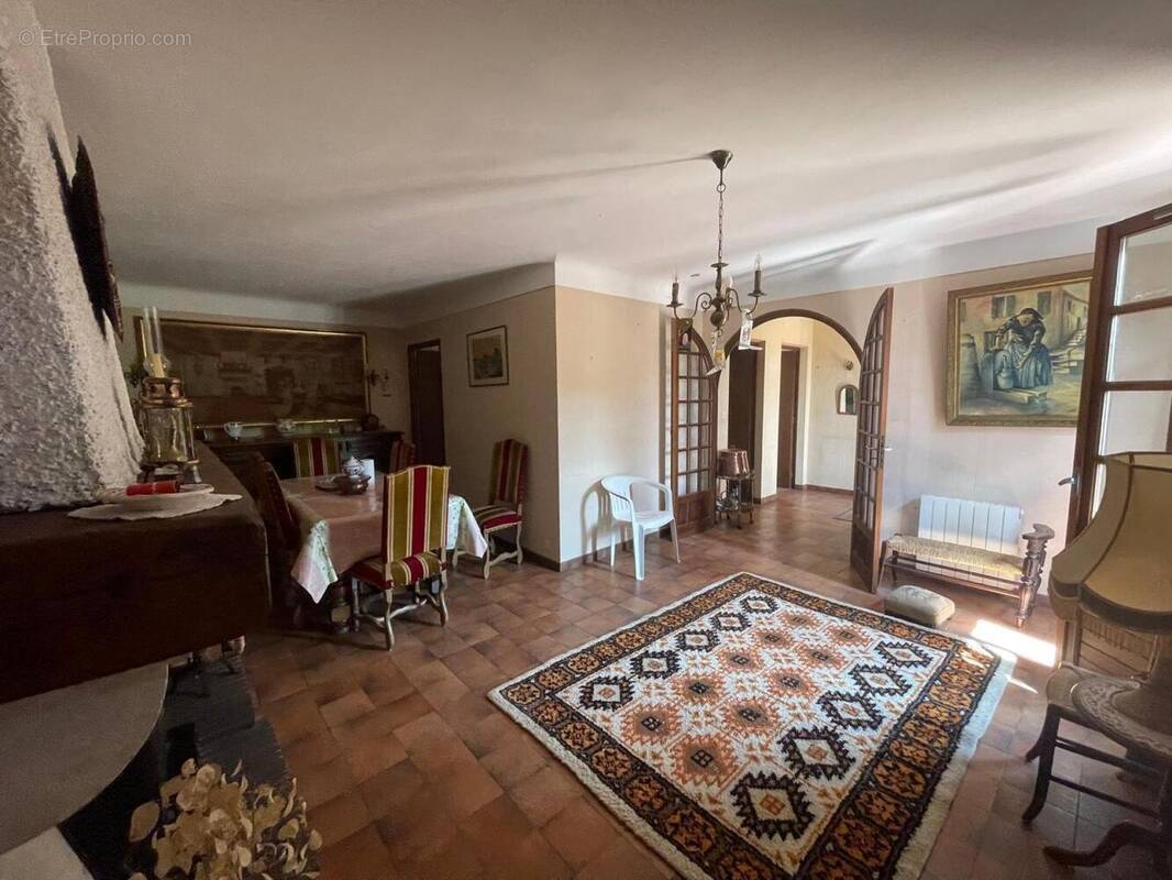 Photo 1 - Maison à LE MONTAT