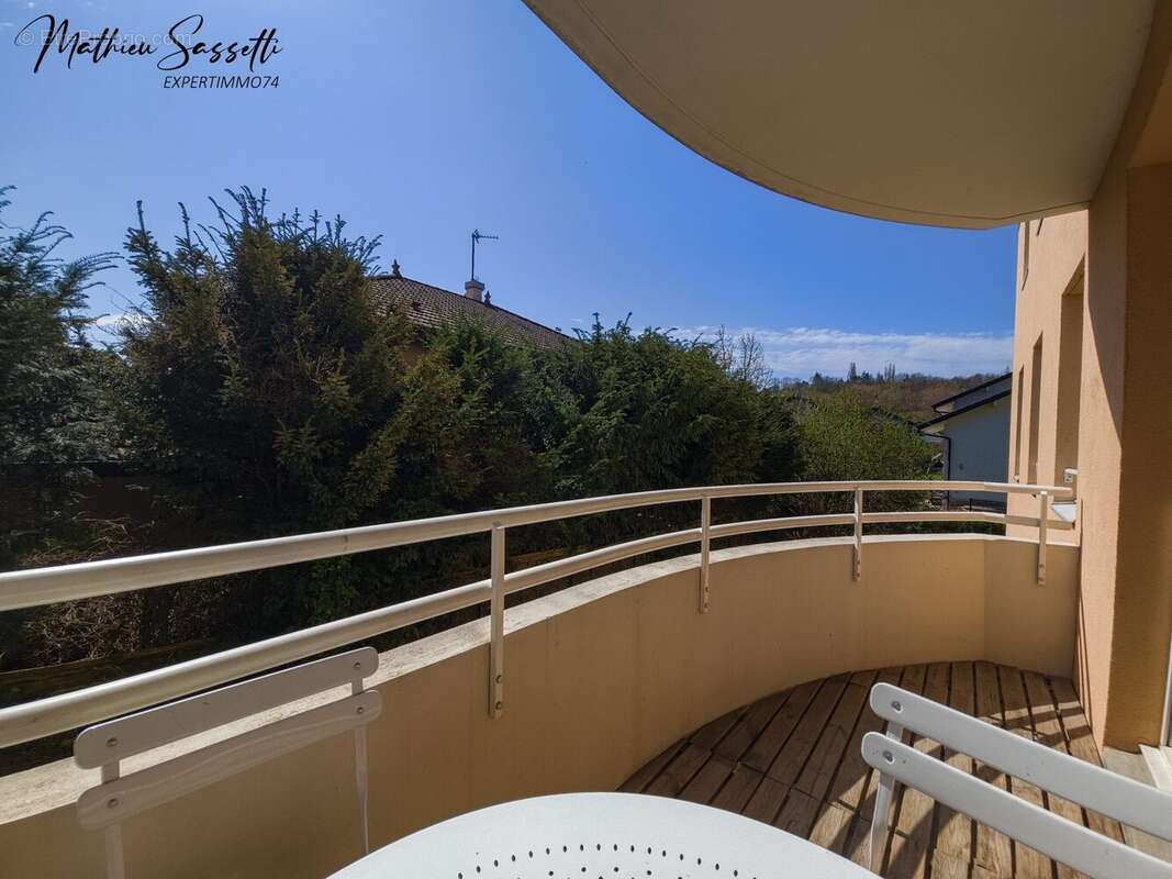 Appartement à VETRAZ-MONTHOUX