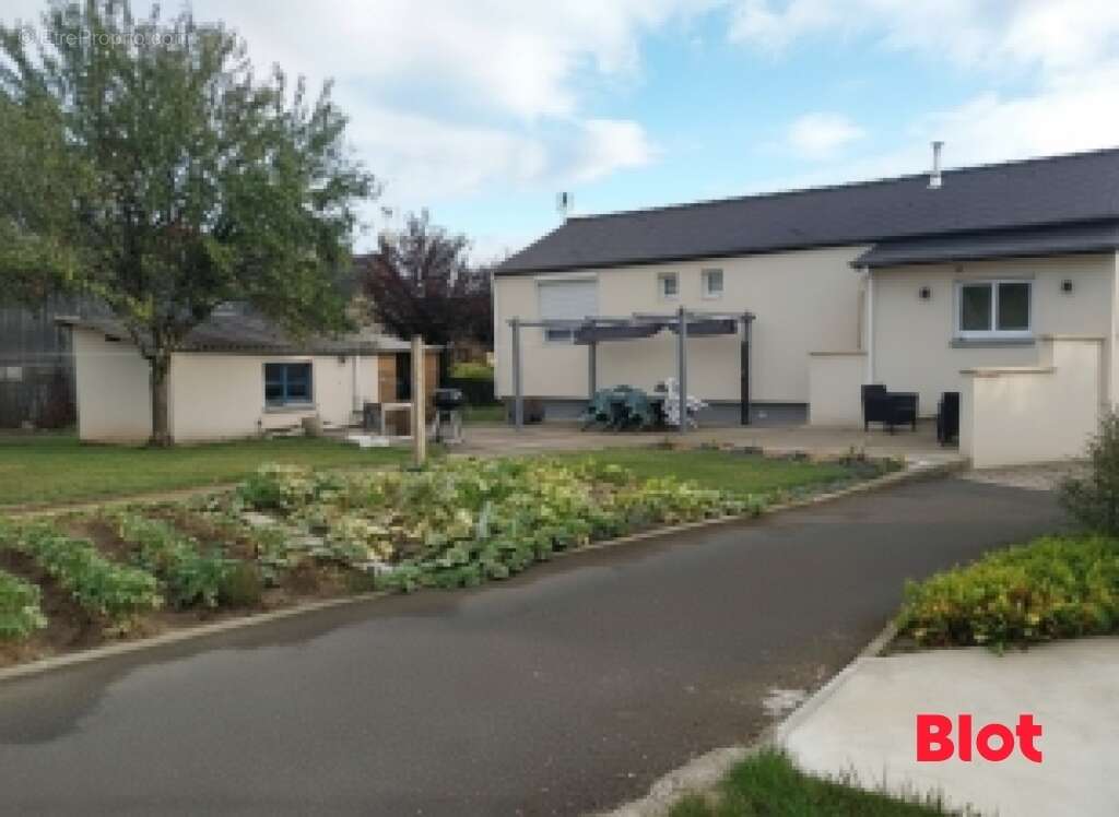 Maison à TEILLAY