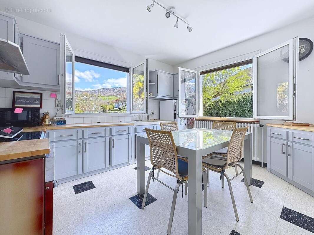 Photo 3 - Maison à COUBLEVIE