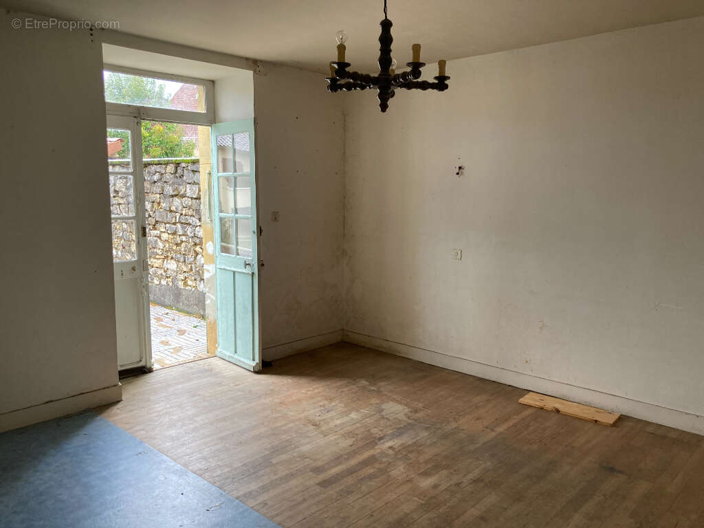 Appartement à EXCIDEUIL