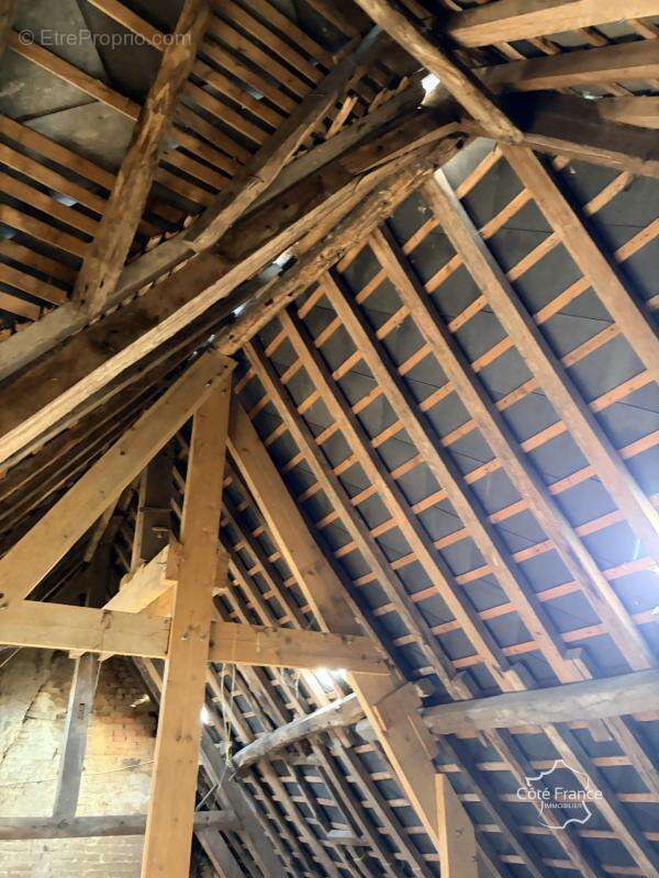 Maison à SAINS-RICHAUMONT