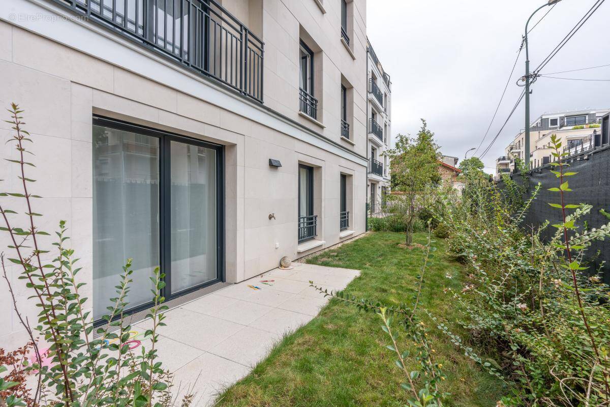 Appartement à SAINT-MAUR-DES-FOSSES