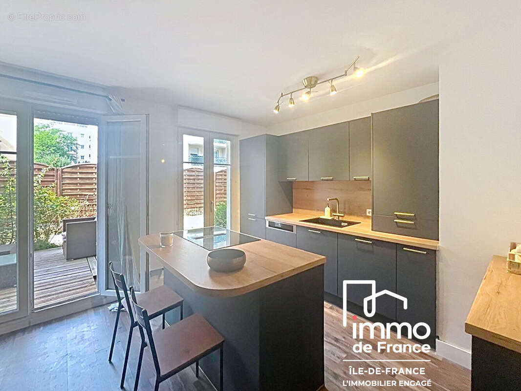 Appartement Bussy Saint Georges 3 pièce(s) 64.1 m2 terrain de 110.3 m² - photo 2