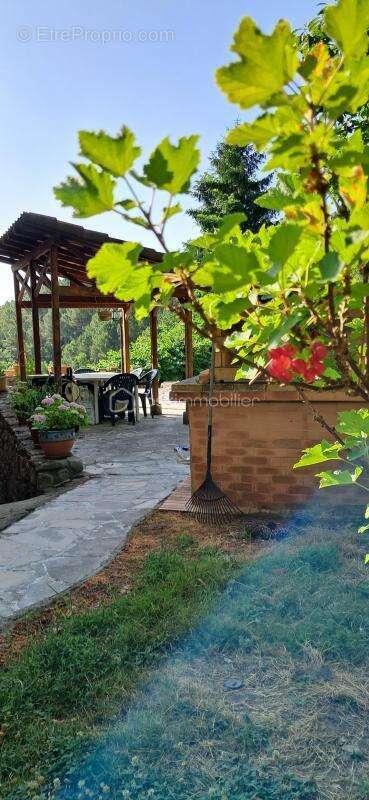 Maison à LES SALLES-DU-GARDON