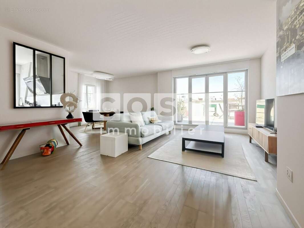 Appartement à COLOMBES