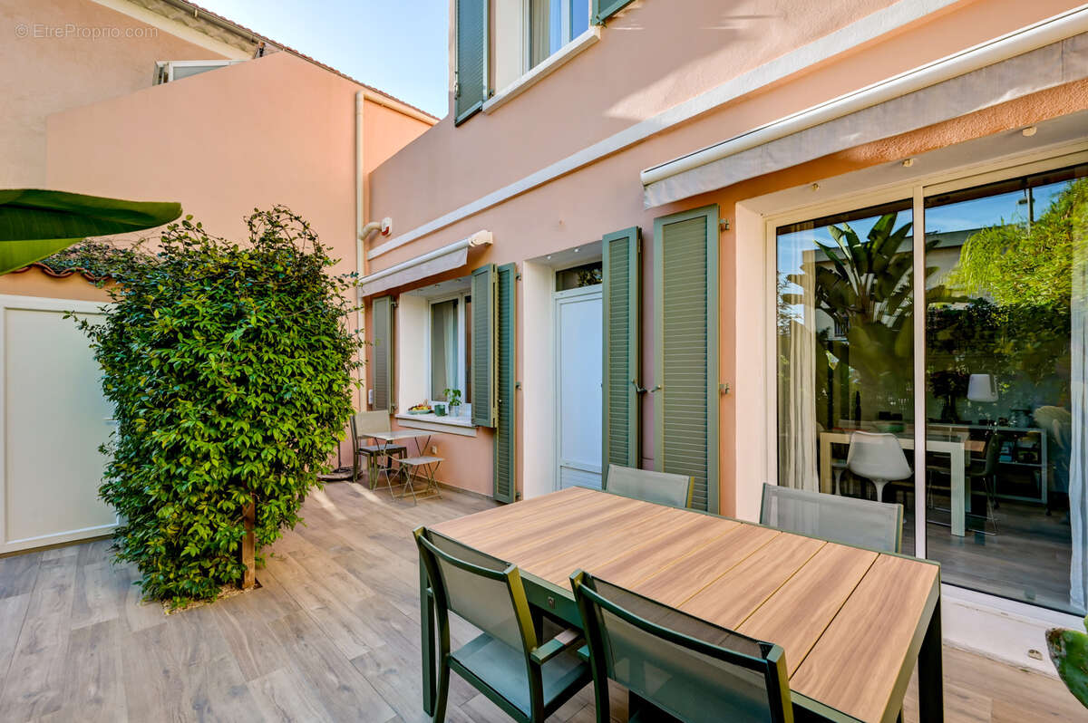 Maison à SANARY-SUR-MER