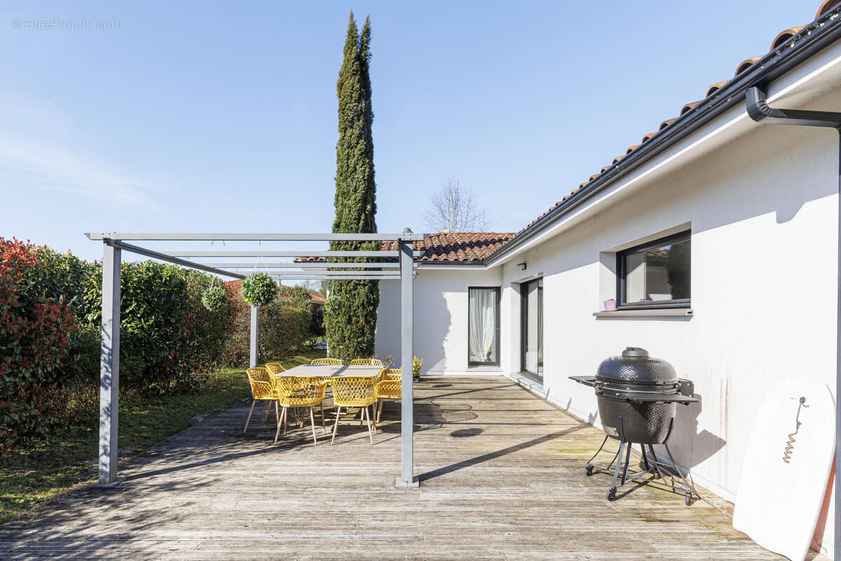 Maison à SOUSTONS