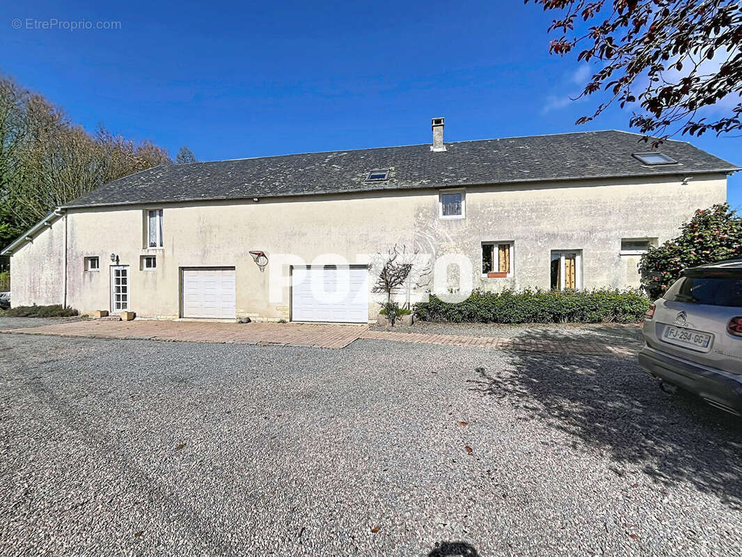 Maison à CAHAGNES