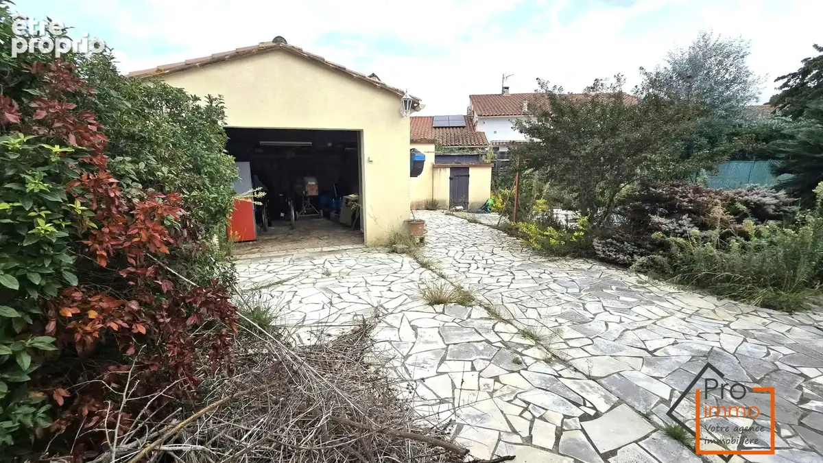 Villa plain-pied avec piscine - photo 2