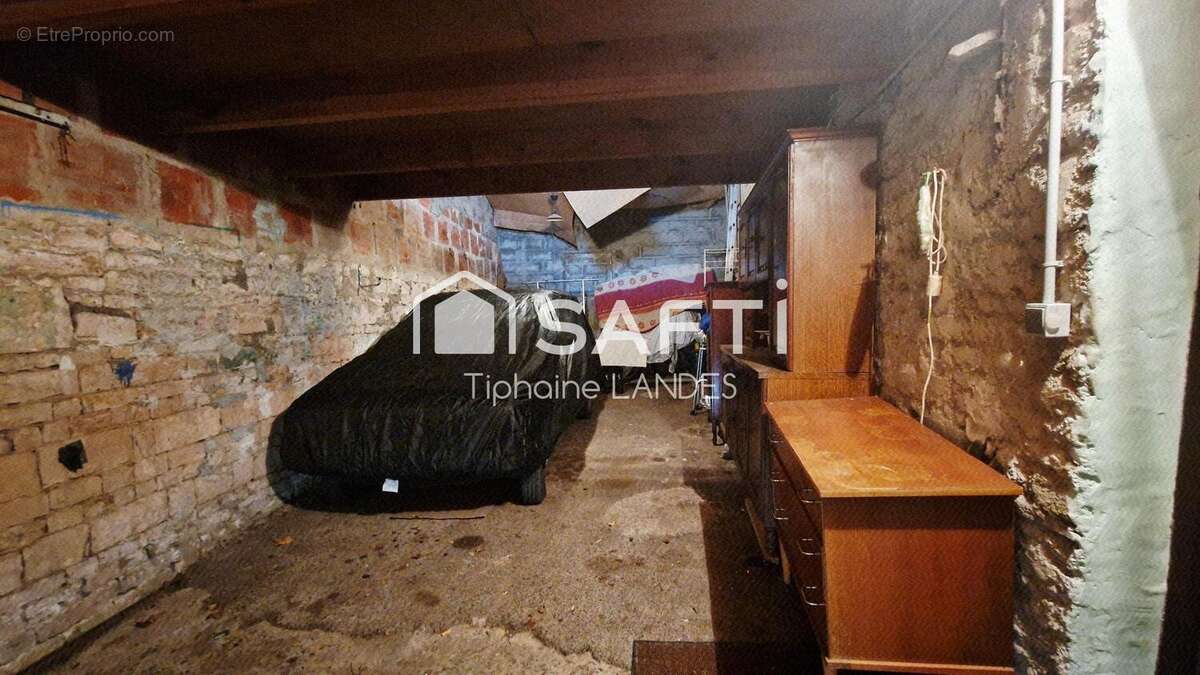 Photo 8 - Maison à VERINES