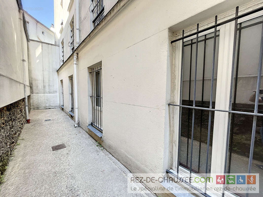 Commerce à PARIS-18E