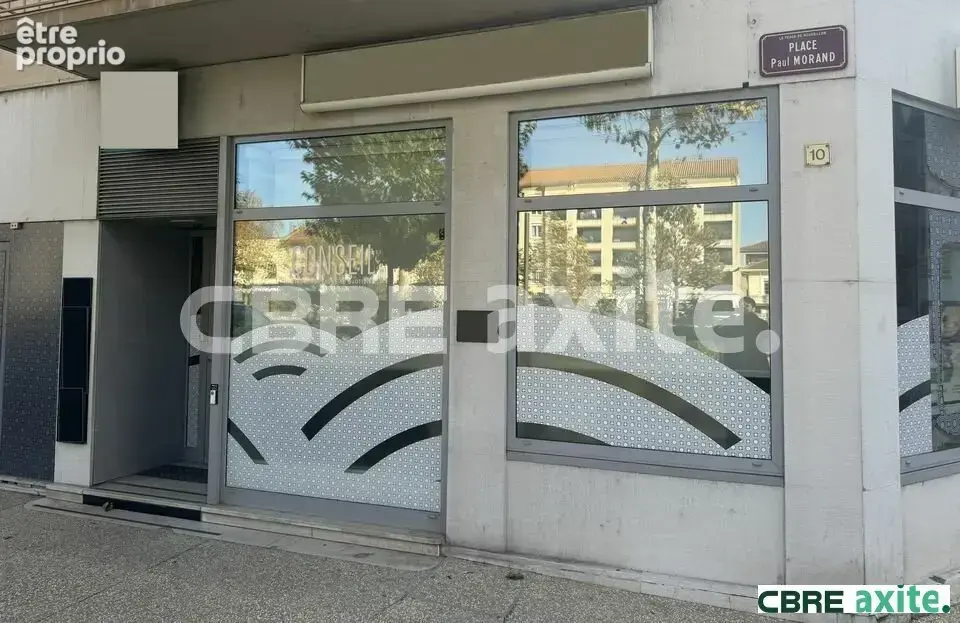 Commerce 138 m² à Le Peage-De-Roussillon  - photo 3