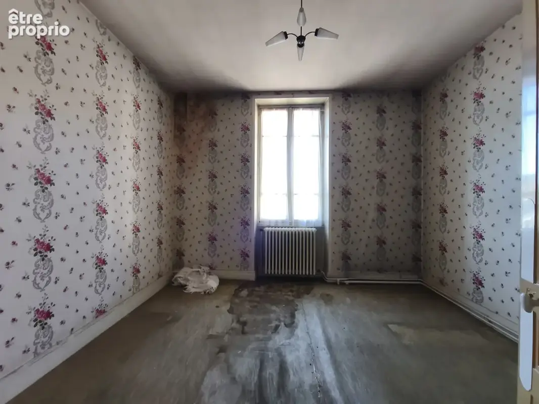 maison à rénover avec garage - photo 13