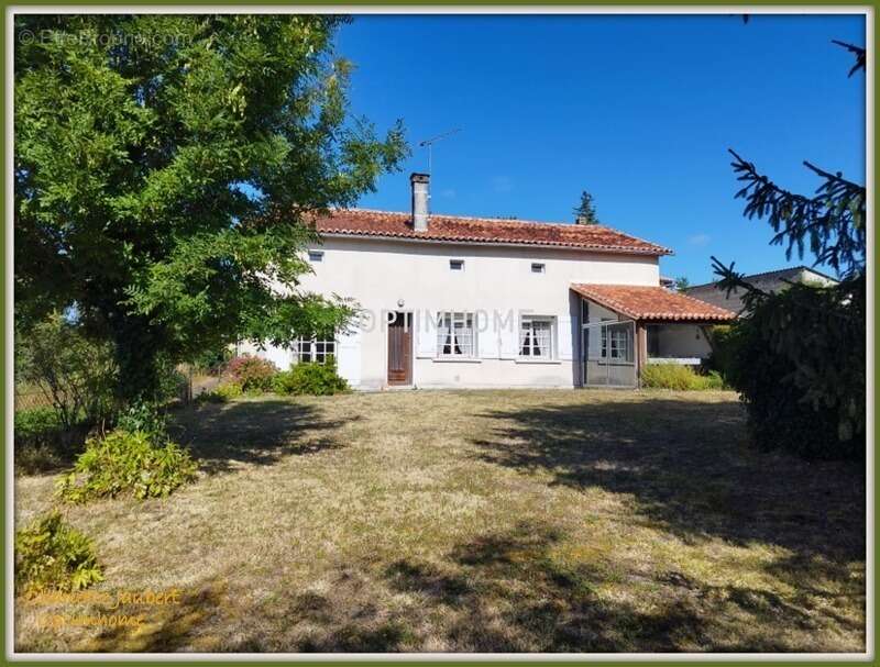 Maison à CHALAIS