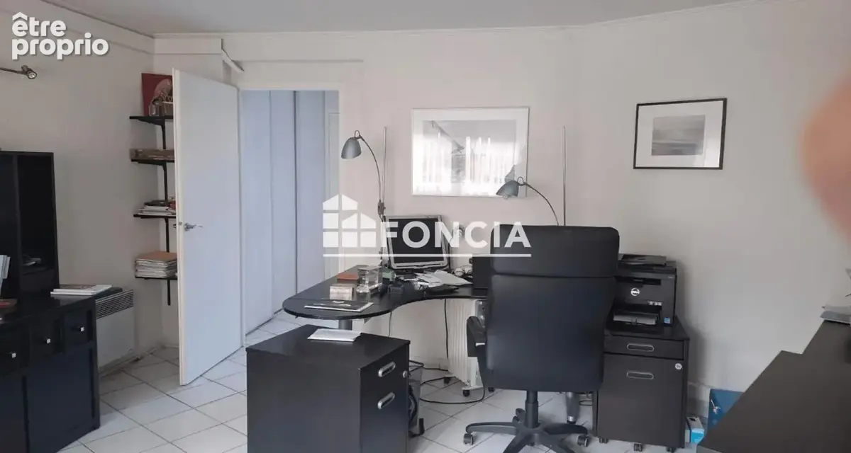 Local commercial 37 m² – Hyper centre de Hyères – Rare à la vente - photo 4