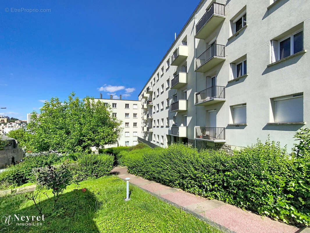 Vivaraize f4 avec balcon et garage - photo 2
