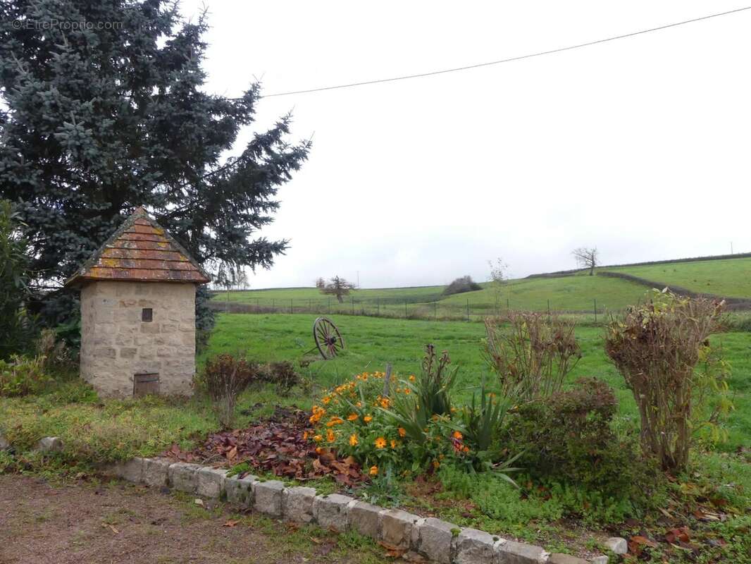 Appartement à CHARMOY