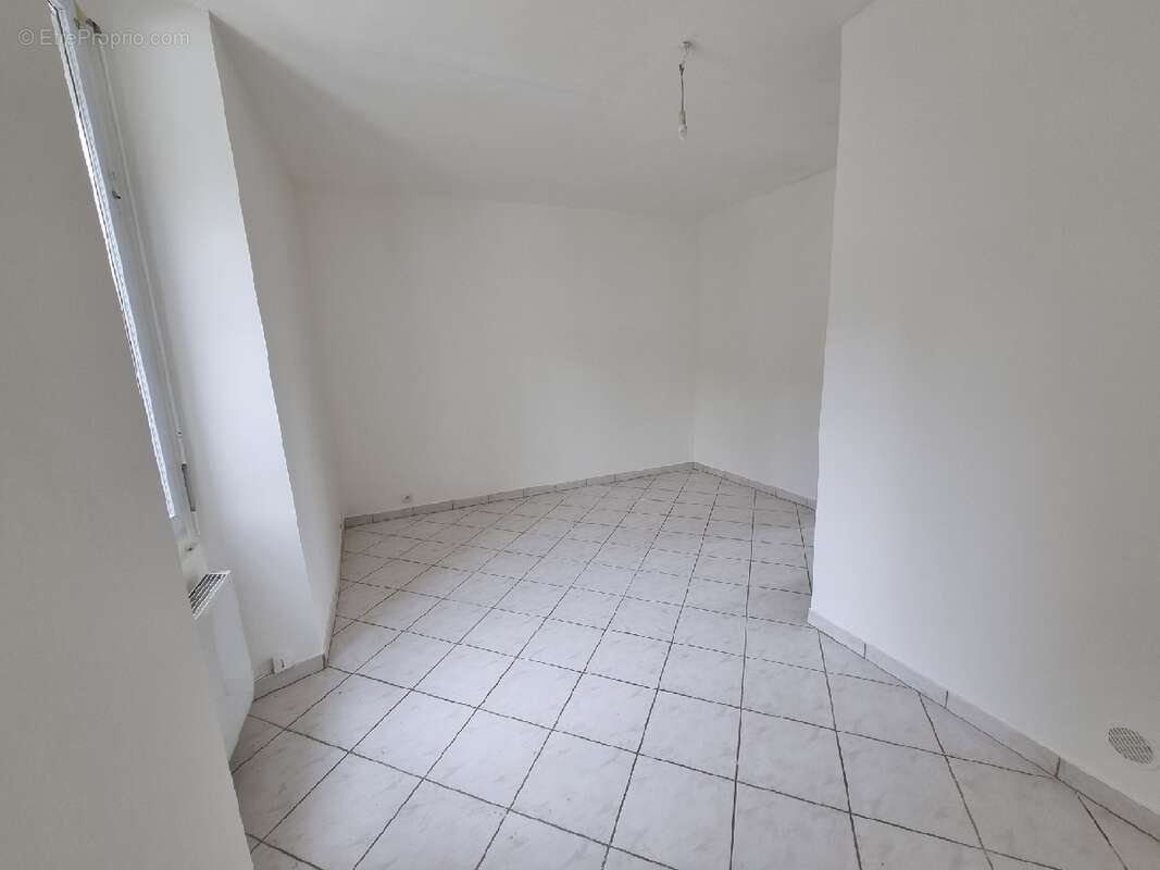 Appartement à TOURNAN-EN-BRIE