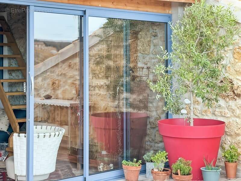 Maison entièrement rénovée avec vue exceptionnelle – Lapalme - photo 9