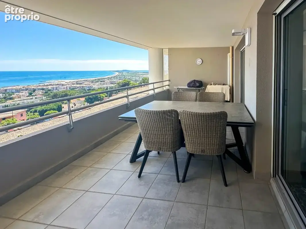 Dans une résidence de haut standing T3 avec vue panoramique, piscine, tennis - photo 2