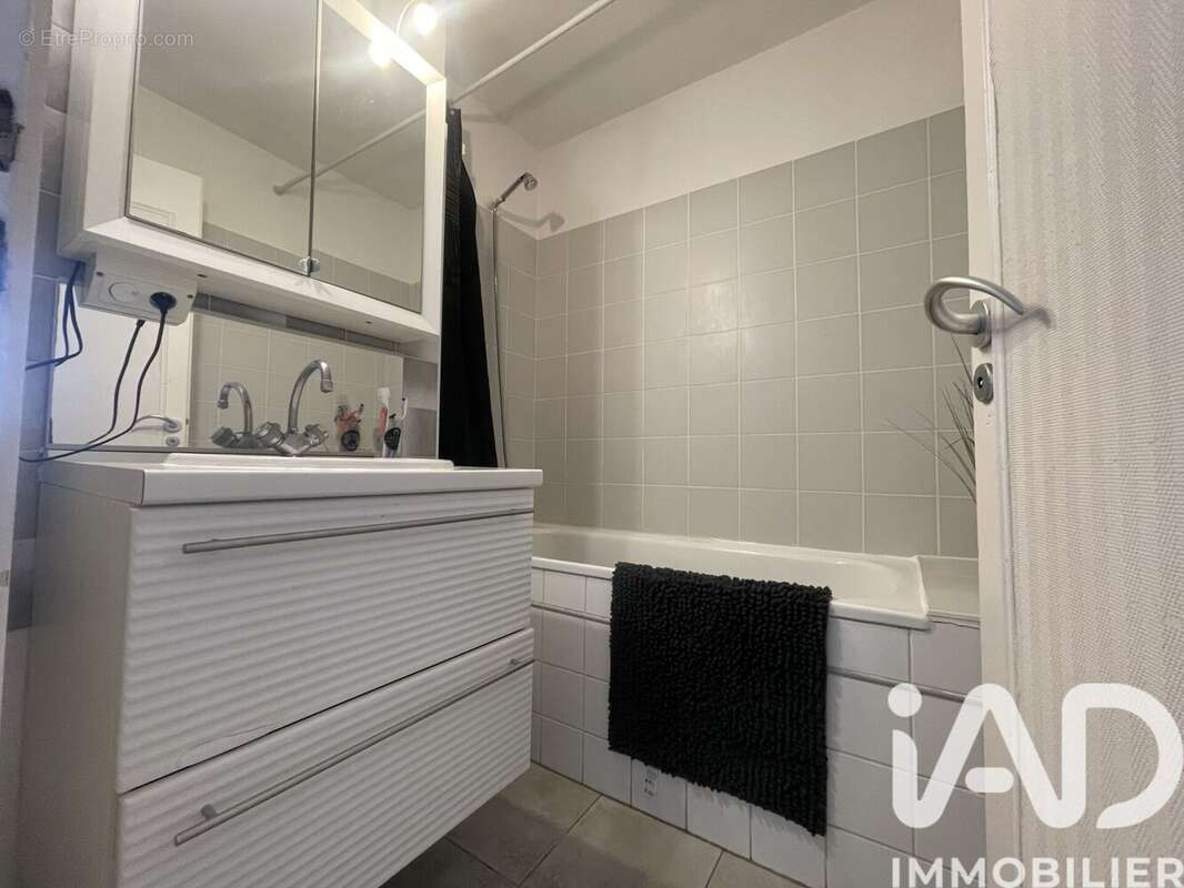 Photo 3 - Appartement à CALUIRE-ET-CUIRE