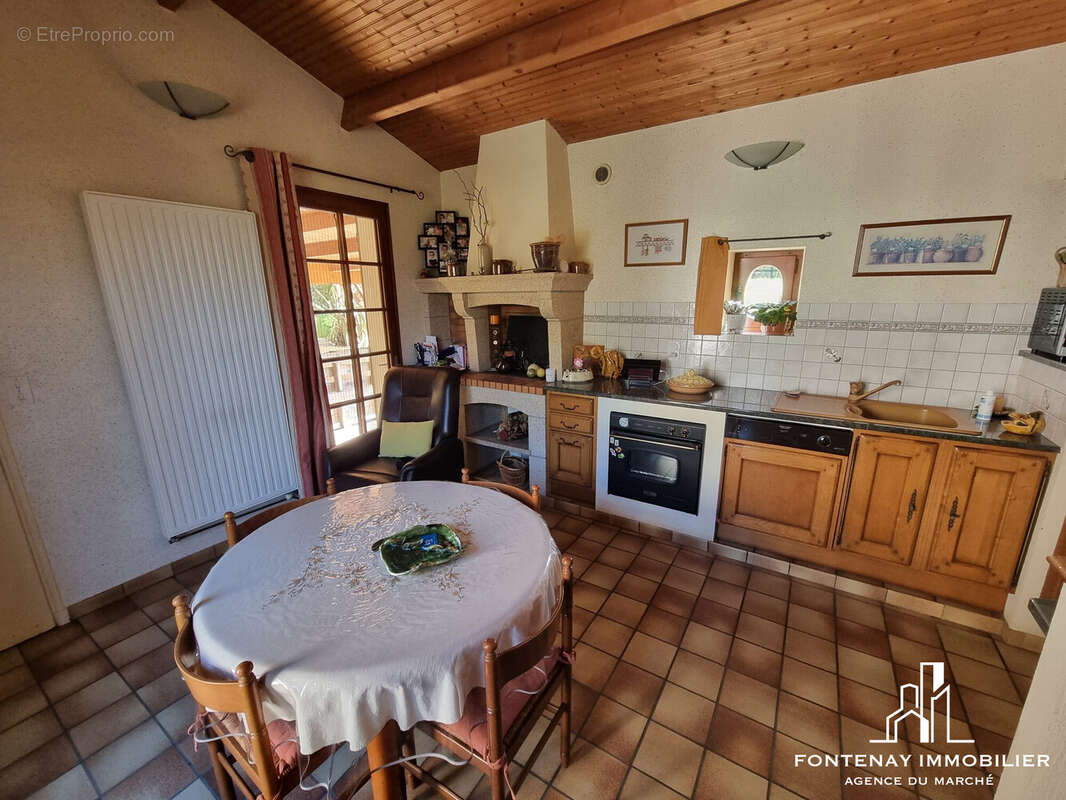 Maison à SAINT-HILAIRE-DE-VOUST