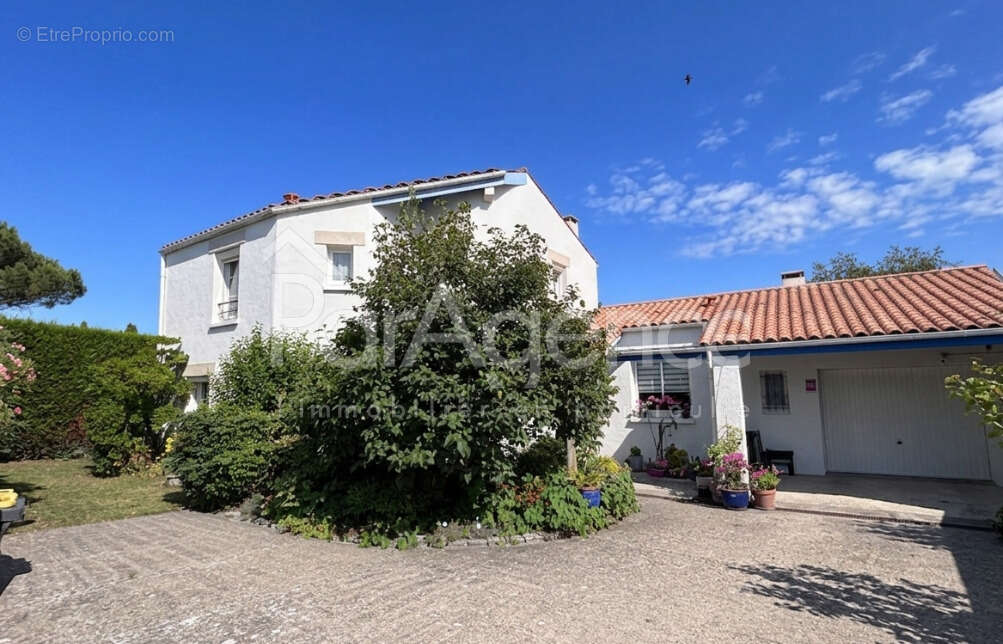 Maison à VAUX-SUR-MER
