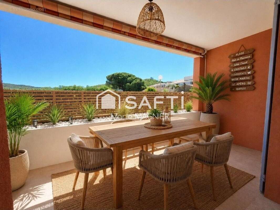 Photo 2 - Appartement à LA CROIX-VALMER