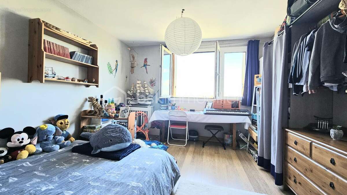 Appartement à BROU-SUR-CHANTEREINE