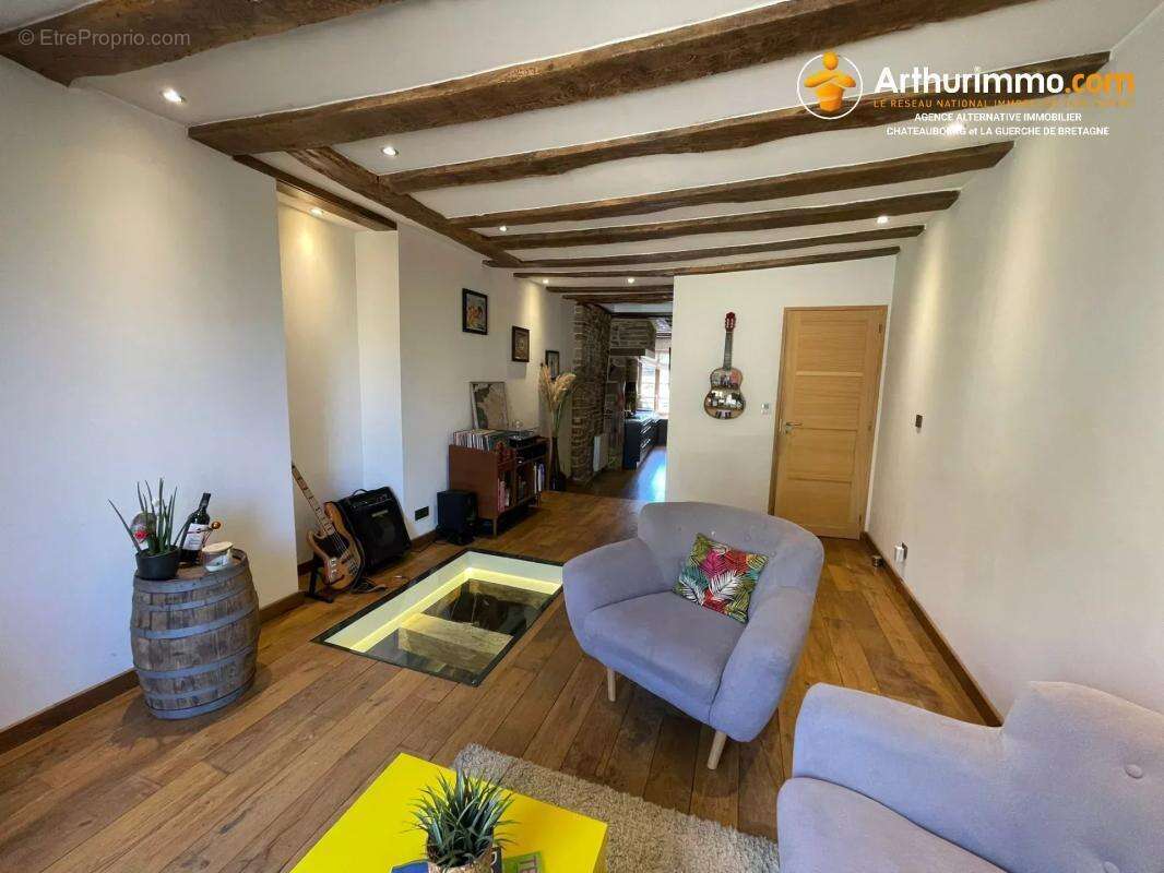 Maison à LA GUERCHE-DE-BRETAGNE