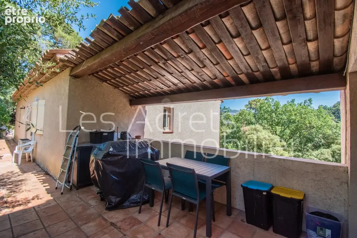 Propriété avec 3 logements dans l'Estérel - photo 17