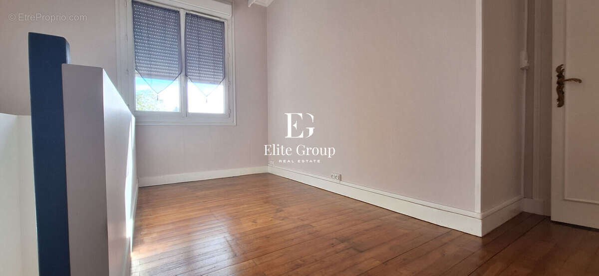 Maison à L'ISLE-D'ESPAGNAC