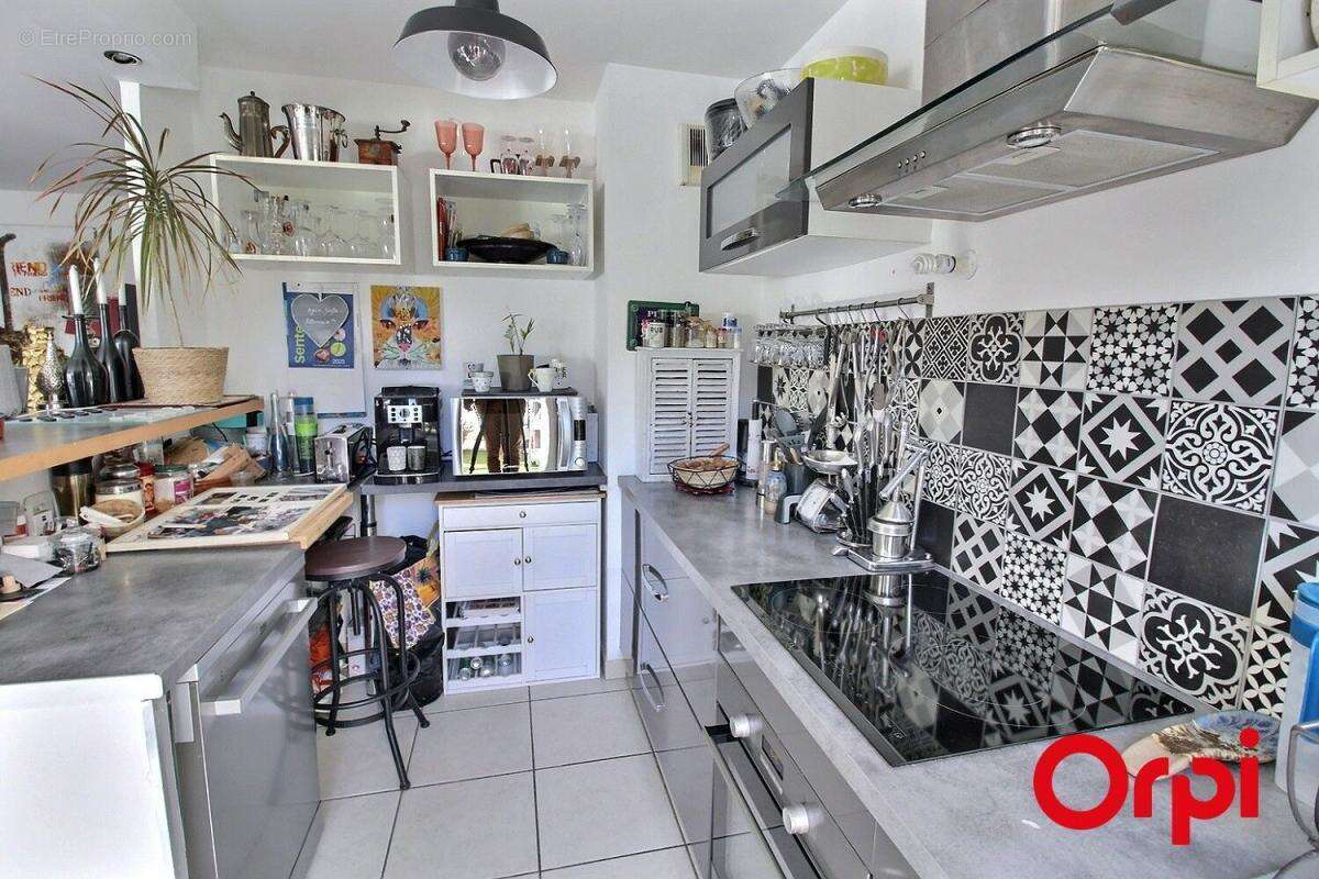 Appartement à MARSEILLE-14E