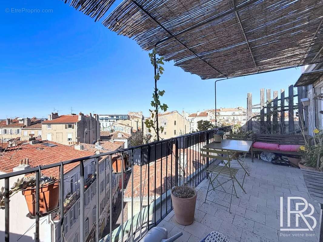 Appartement à MARSEILLE-6E