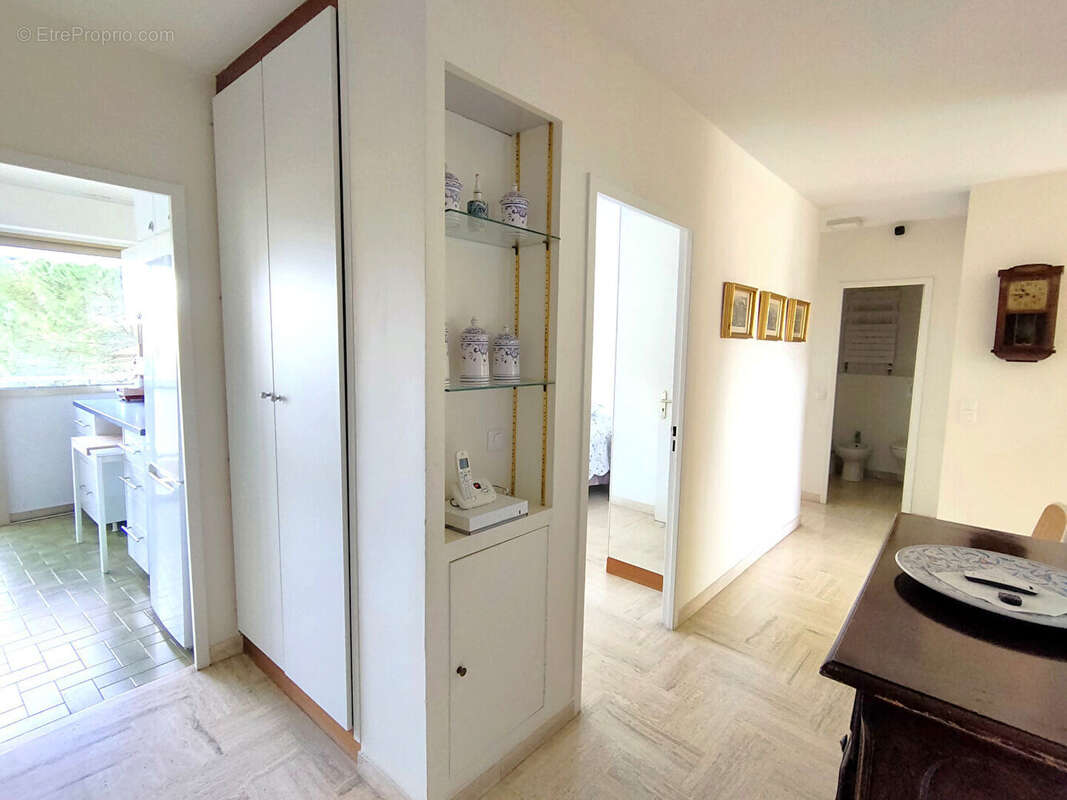 Appartement à MANDELIEU-LA-NAPOULE