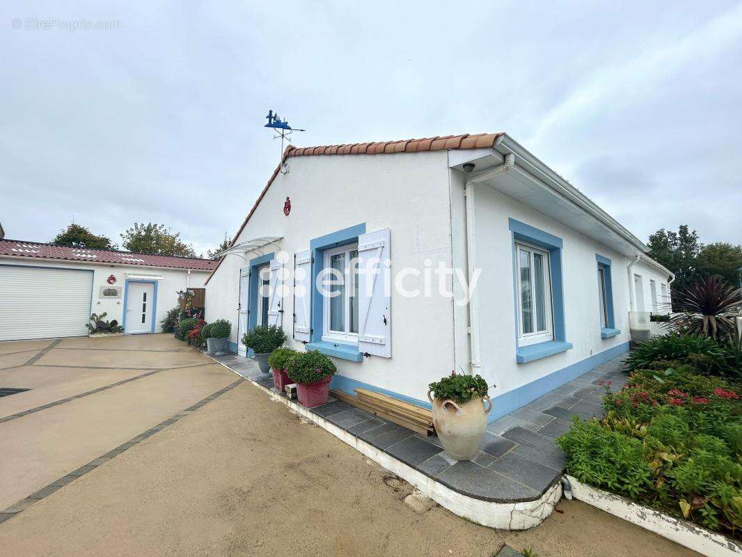 Maison à BEAUVOIR-SUR-MER